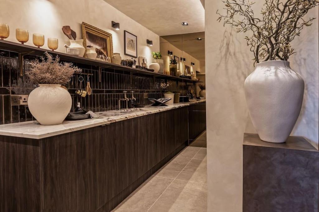 Alfred'S Ramsbottom - Suite One ภายนอก รูปภาพ